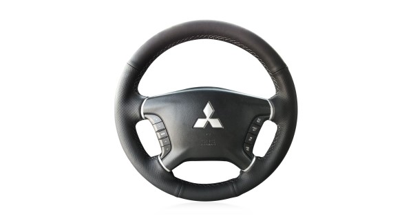 Steering Wheel Cover Mitsubishi pajero V20 Genuine Leather Anthracite  Compatible