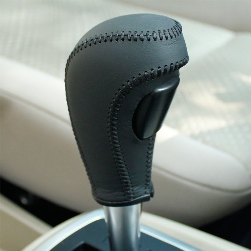 https://www.lonckyauto.com/image/cache/catalog/banner-image/NewFolder/ford-jianianhua/ford-focus-gear-shift-knob-cover-accessories-2-500x500.jpg